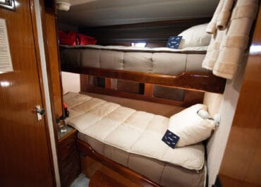 STANDARD CABIN