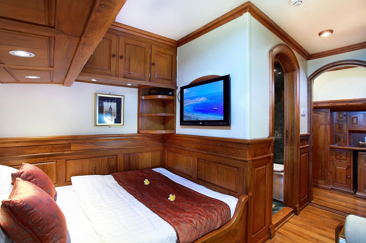 Stateroom 2-3