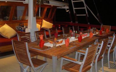 dinnertopdeck